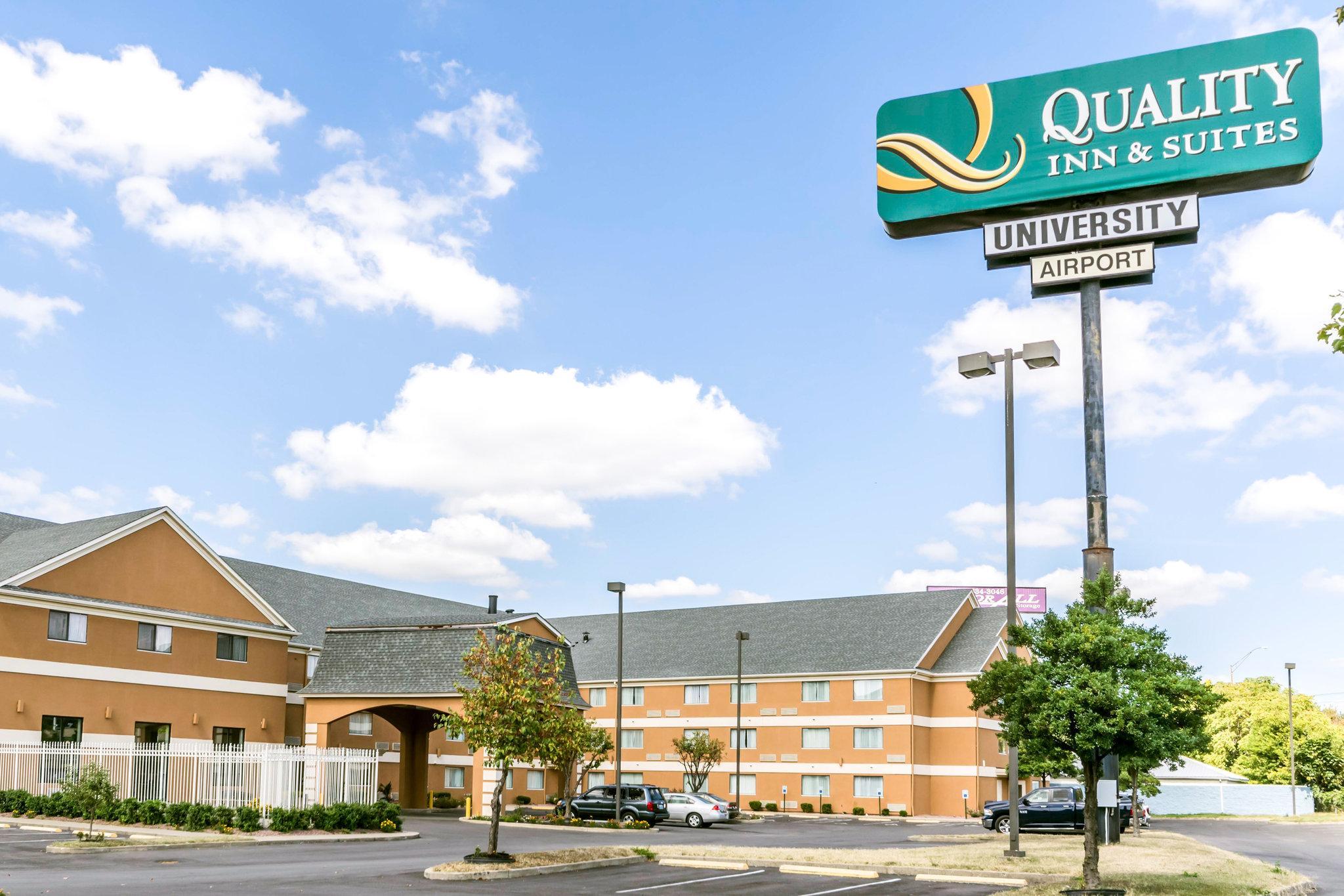 Quality Inn & Suites University-Airport Louisville Exterior foto